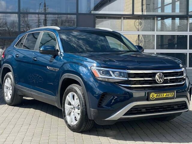 Синий Фольксваген Atlas Cross Sport, объемом двигателя 2 л и пробегом 53 тыс. км за 28400 $, фото 1 на Automoto.ua