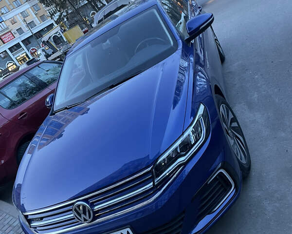 Синий Фольксваген e-Bora, объемом двигателя 0 л и пробегом 28 тыс. км за 13999 $, фото 1 на Automoto.ua