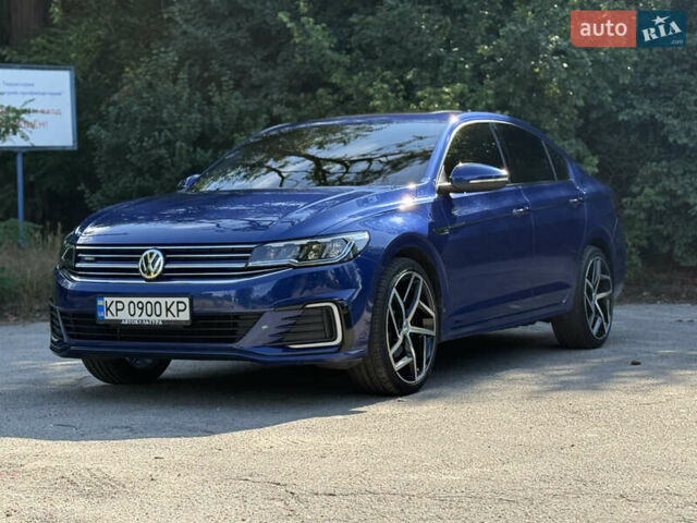 Синий Фольксваген e-Bora, объемом двигателя 0 л и пробегом 36 тыс. км за 15800 $, фото 1 на Automoto.ua