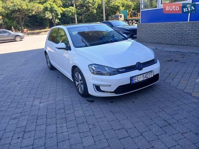 Білий Фольксваген e-Golf, об'ємом двигуна 0 л та пробігом 151 тис. км за 9100 $, фото 1 на Automoto.ua