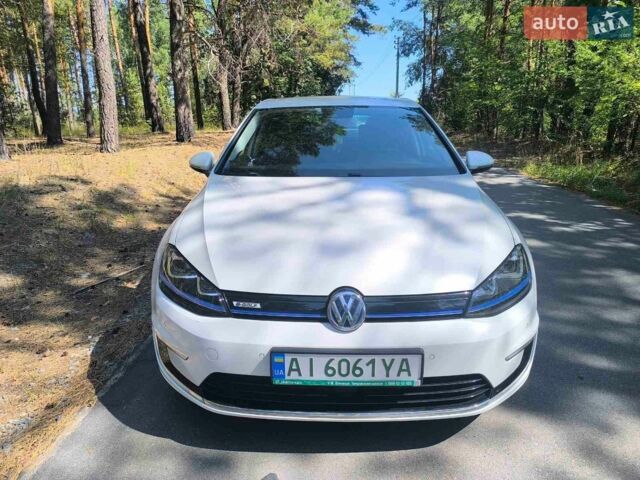 Білий Фольксваген e-Golf, об'ємом двигуна 0 л та пробігом 107 тис. км за 10200 $, фото 1 на Automoto.ua