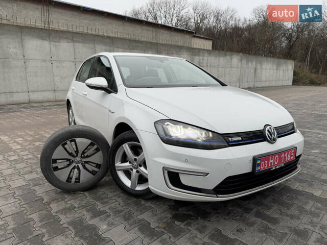 Белый Фольксваген e-Golf, объемом двигателя 0 л и пробегом 99 тыс. км за 8450 $, фото 1 на Automoto.ua