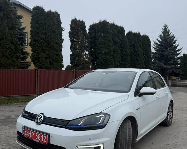 Білий Фольксваген e-Golf, об'ємом двигуна 0 л та пробігом 103 тис. км за 8499 $, фото 1 на Automoto.ua