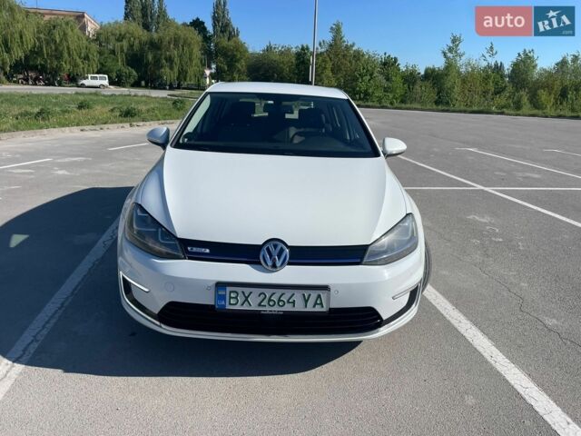 Білий Фольксваген e-Golf, об'ємом двигуна 0 л та пробігом 182 тис. км за 7350 $, фото 1 на Automoto.ua