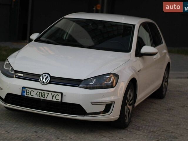 Белый Фольксваген e-Golf, объемом двигателя 0 л и пробегом 186 тыс. км за 8700 $, фото 1 на Automoto.ua