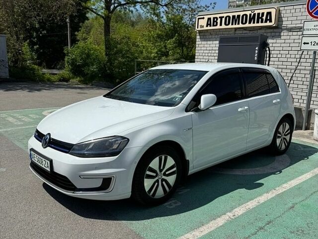 Білий Фольксваген e-Golf, об'ємом двигуна 0 л та пробігом 170 тис. км за 9000 $, фото 1 на Automoto.ua