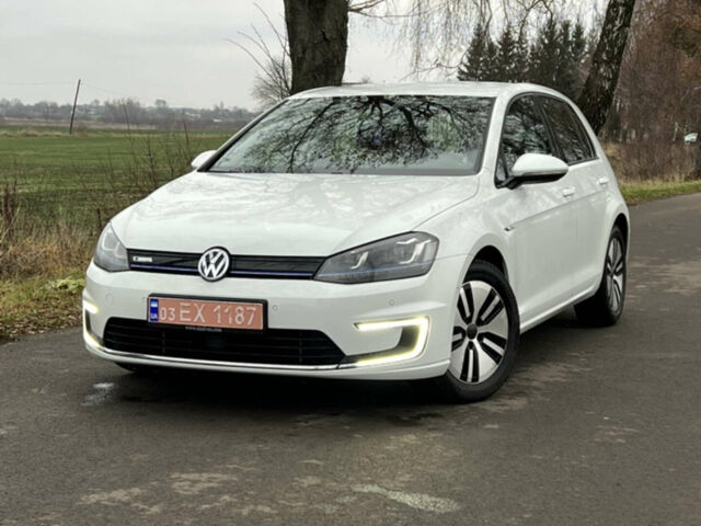 Білий Фольксваген e-Golf, об'ємом двигуна 0 л та пробігом 126 тис. км за 8550 $, фото 1 на Automoto.ua
