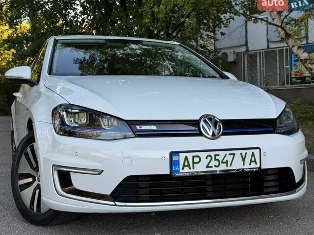 Білий Фольксваген e-Golf, об'ємом двигуна 0 л та пробігом 126 тис. км за 8000 $, фото 1 на Automoto.ua