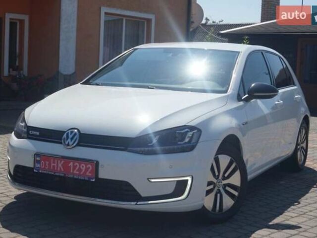 Білий Фольксваген e-Golf, об'ємом двигуна 0 л та пробігом 142 тис. км за 7900 $, фото 1 на Automoto.ua
