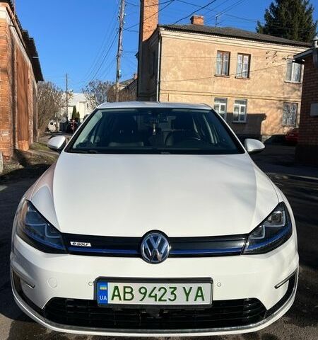 Білий Фольксваген e-Golf, об'ємом двигуна 0 л та пробігом 111 тис. км за 8200 $, фото 1 на Automoto.ua