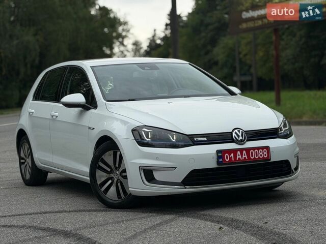 Белый Фольксваген e-Golf, объемом двигателя 0 л и пробегом 103 тыс. км за 8650 $, фото 1 на Automoto.ua