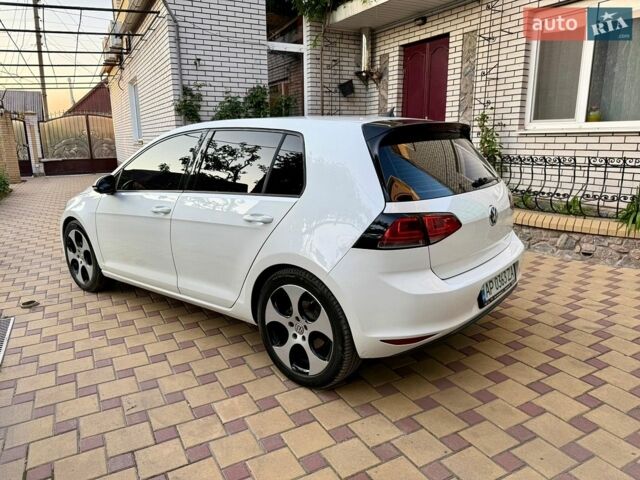 Белый Фольксваген e-Golf, объемом двигателя 0 л и пробегом 116 тыс. км за 9500 $, фото 1 на Automoto.ua