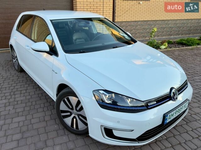 Білий Фольксваген e-Golf, об'ємом двигуна 0 л та пробігом 150 тис. км за 8299 $, фото 1 на Automoto.ua