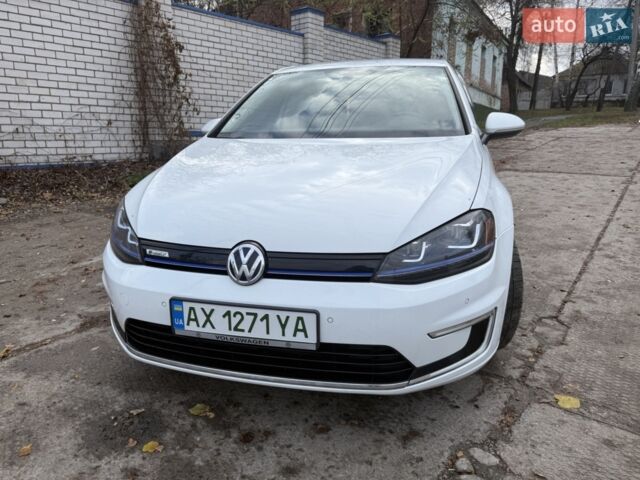 Білий Фольксваген e-Golf, об'ємом двигуна 0 л та пробігом 144 тис. км за 9600 $, фото 1 на Automoto.ua