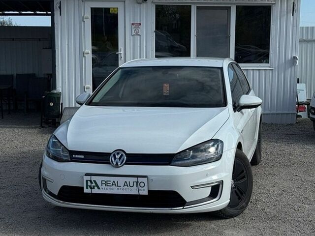 Белый Фольксваген e-Golf, объемом двигателя 0 л и пробегом 139 тыс. км за 8500 $, фото 1 на Automoto.ua