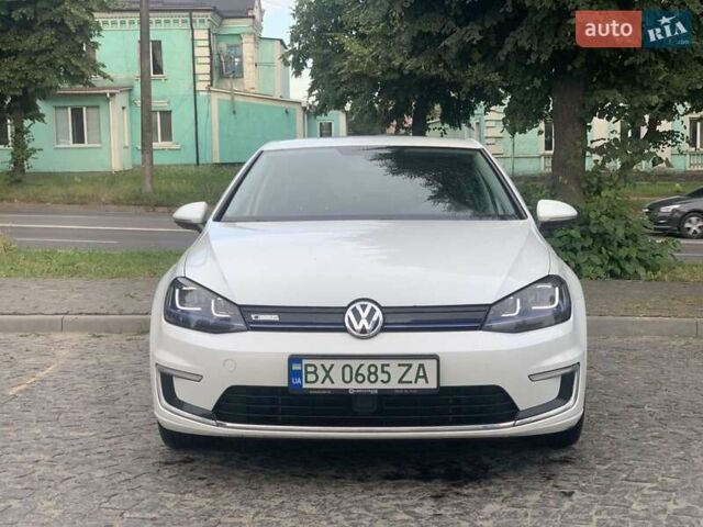 Білий Фольксваген e-Golf, об'ємом двигуна 0 л та пробігом 141 тис. км за 10500 $, фото 1 на Automoto.ua