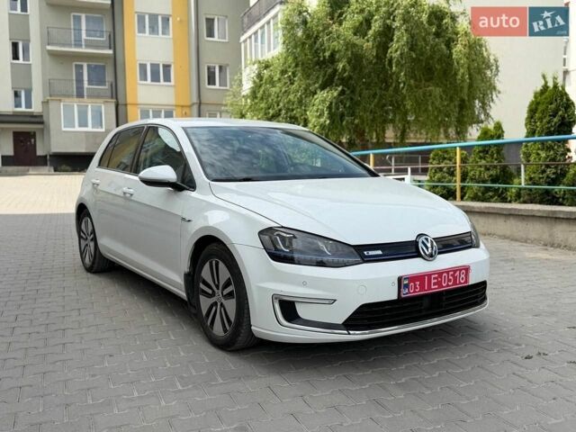 Белый Фольксваген e-Golf, объемом двигателя 0 л и пробегом 179 тыс. км за 7999 $, фото 1 на Automoto.ua