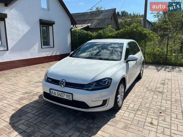 Білий Фольксваген e-Golf, об'ємом двигуна 0 л та пробігом 84 тис. км за 10700 $, фото 1 на Automoto.ua