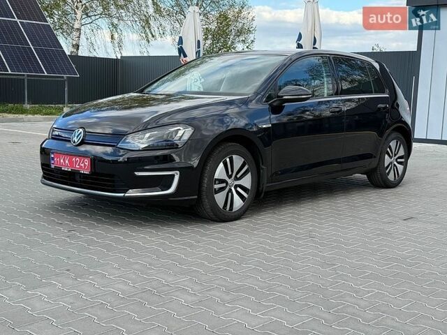 Белый Фольксваген e-Golf, объемом двигателя 0 л и пробегом 111 тыс. км за 9800 $, фото 1 на Automoto.ua