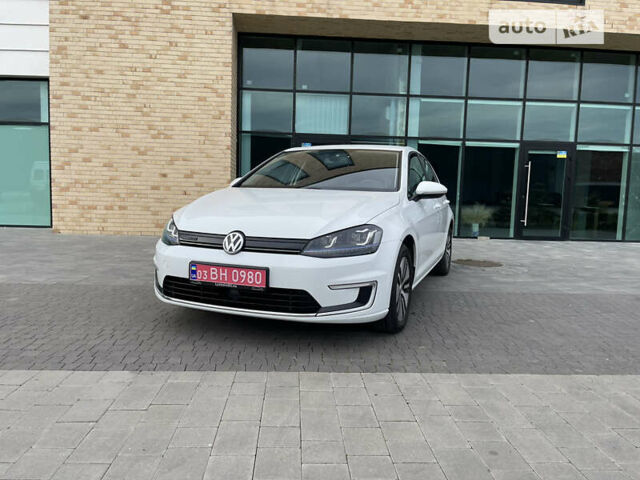 Білий Фольксваген e-Golf, об'ємом двигуна 0 л та пробігом 131 тис. км за 8300 $, фото 1 на Automoto.ua