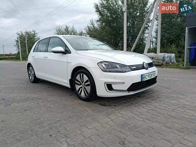 Белый Фольксваген e-Golf, объемом двигателя 0 л и пробегом 181 тыс. км за 8190 $, фото 1 на Automoto.ua