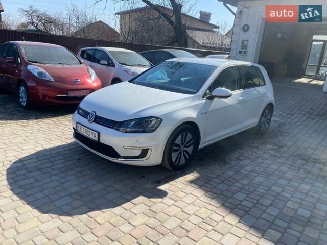 Белый Фольксваген e-Golf, объемом двигателя 0 л и пробегом 179 тыс. км за 8100 $, фото 1 на Automoto.ua