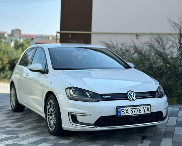 Білий Фольксваген e-Golf, об'ємом двигуна 0 л та пробігом 172 тис. км за 10500 $, фото 1 на Automoto.ua