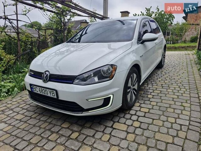Белый Фольксваген e-Golf, объемом двигателя 0 л и пробегом 95 тыс. км за 8500 $, фото 1 на Automoto.ua
