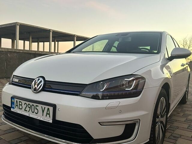 Білий Фольксваген e-Golf, об'ємом двигуна 0 л та пробігом 112 тис. км за 9500 $, фото 1 на Automoto.ua