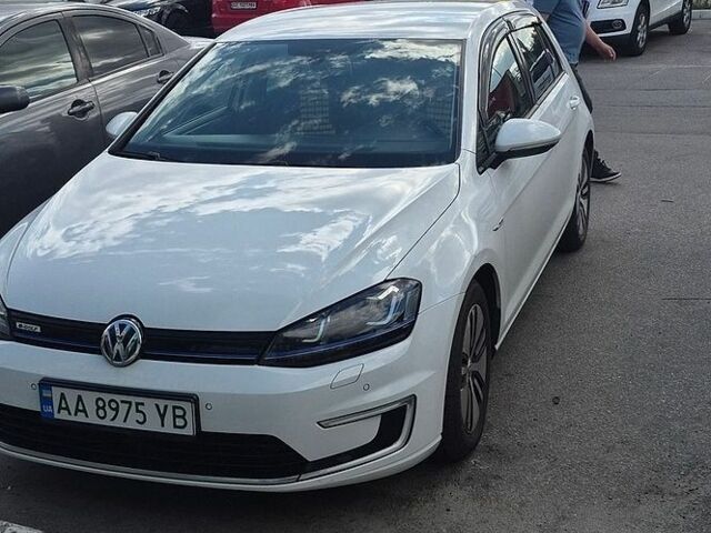 Білий Фольксваген e-Golf, об'ємом двигуна 0 л та пробігом 184 тис. км за 9000 $, фото 1 на Automoto.ua
