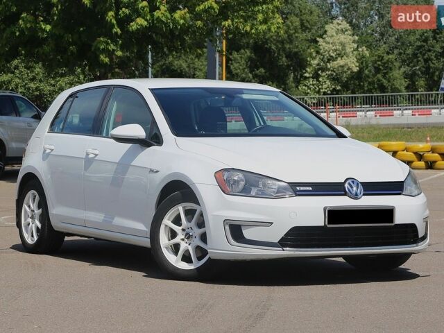 Білий Фольксваген e-Golf, об'ємом двигуна 0 л та пробігом 106 тис. км за 8700 $, фото 1 на Automoto.ua