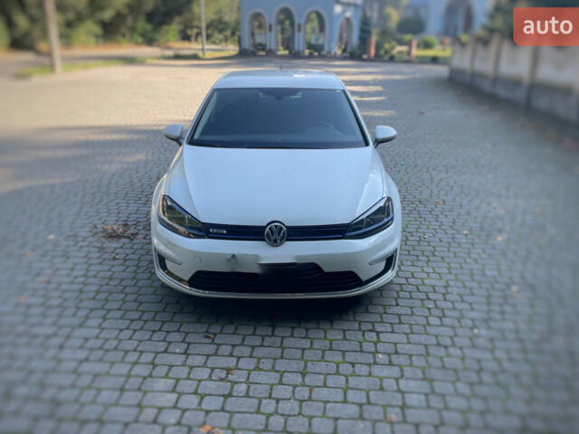 Білий Фольксваген e-Golf, об'ємом двигуна 0 л та пробігом 102 тис. км за 12000 $, фото 1 на Automoto.ua