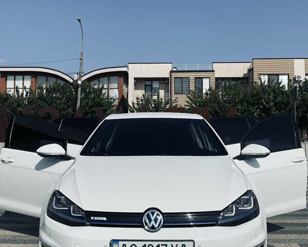 Белый Фольксваген e-Golf, объемом двигателя 0 л и пробегом 59 тыс. км за 9400 $, фото 1 на Automoto.ua