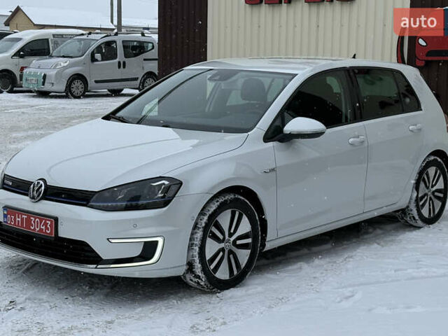 Белый Фольксваген e-Golf, объемом двигателя 0 л и пробегом 149 тыс. км за 8800 $, фото 1 на Automoto.ua