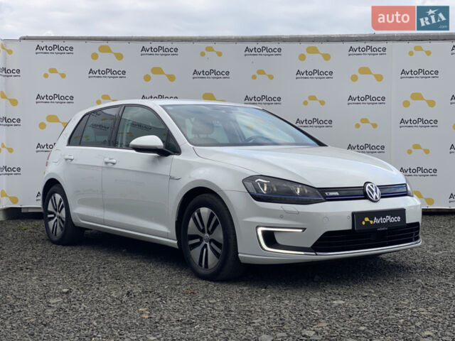 Белый Фольксваген e-Golf, объемом двигателя 0 л и пробегом 132 тыс. км за 9200 $, фото 1 на Automoto.ua