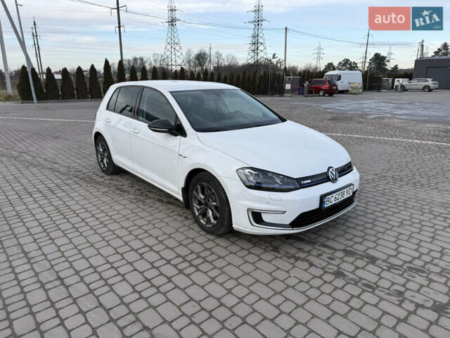 Білий Фольксваген e-Golf, об'ємом двигуна 0 л та пробігом 96 тис. км за 8900 $, фото 1 на Automoto.ua