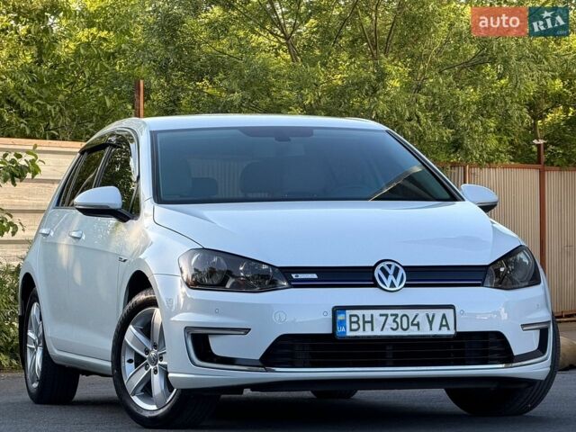 Білий Фольксваген e-Golf, об'ємом двигуна 0 л та пробігом 140 тис. км за 9700 $, фото 1 на Automoto.ua