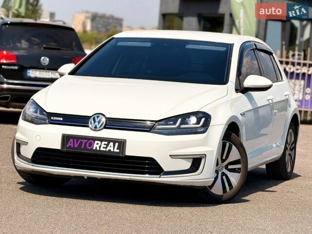 Білий Фольксваген e-Golf, об'ємом двигуна 0 л та пробігом 143 тис. км за 9800 $, фото 1 на Automoto.ua