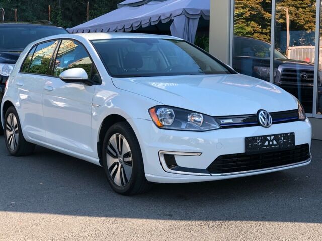 Білий Фольксваген e-Golf, об'ємом двигуна 0 л та пробігом 48 тис. км за 17200 $, фото 1 на Automoto.ua