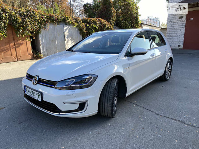Білий Фольксваген e-Golf, об'ємом двигуна 0 л та пробігом 111 тис. км за 13500 $, фото 1 на Automoto.ua