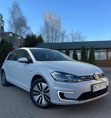 Білий Фольксваген e-Golf, об'ємом двигуна 0 л та пробігом 128 тис. км за 13200 $, фото 1 на Automoto.ua