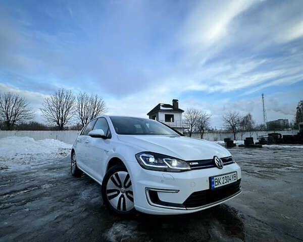 Білий Фольксваген e-Golf, об'ємом двигуна 0 л та пробігом 169 тис. км за 11900 $, фото 1 на Automoto.ua