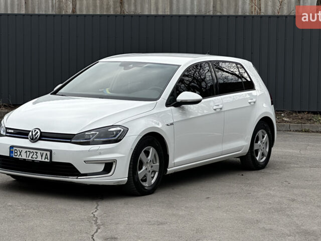 Белый Фольксваген e-Golf, объемом двигателя 0 л и пробегом 126 тыс. км за 12900 $, фото 1 на Automoto.ua