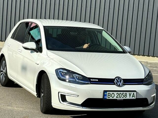 Білий Фольксваген e-Golf, об'ємом двигуна 0.14 л та пробігом 97 тис. км за 12500 $, фото 1 на Automoto.ua