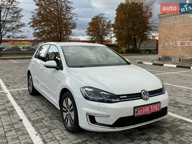 Белый Фольксваген e-Golf, объемом двигателя 0 л и пробегом 84 тыс. км за 14200 $, фото 1 на Automoto.ua