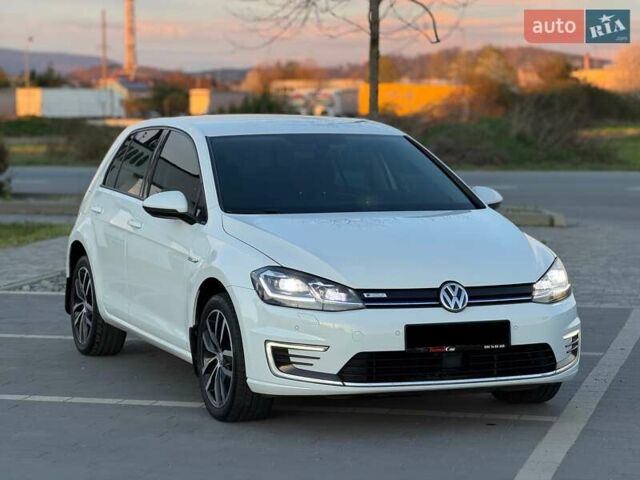 Білий Фольксваген e-Golf, об'ємом двигуна 0 л та пробігом 139 тис. км за 12999 $, фото 1 на Automoto.ua