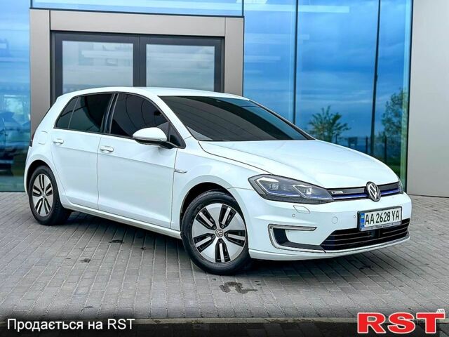 Белый Фольксваген e-Golf, объемом двигателя 0.11 л и пробегом 103 тыс. км за 13700 $, фото 1 на Automoto.ua