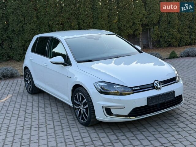 Білий Фольксваген e-Golf, об'ємом двигуна 0 л та пробігом 129 тис. км за 14900 $, фото 1 на Automoto.ua