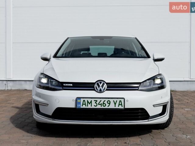 Білий Фольксваген e-Golf, об'ємом двигуна 0 л та пробігом 141 тис. км за 14400 $, фото 1 на Automoto.ua