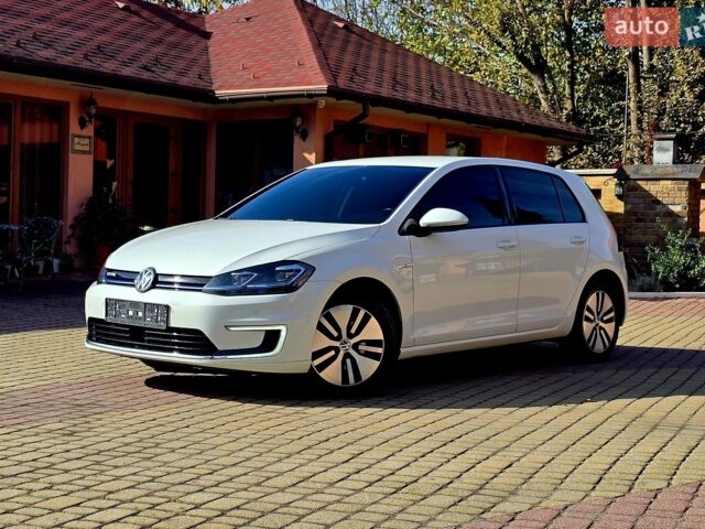 Білий Фольксваген e-Golf, об'ємом двигуна 0 л та пробігом 160 тис. км за 13850 $, фото 1 на Automoto.ua